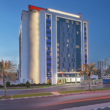 Hotel Hampton By Hilton Dubai Airport Esterno foto