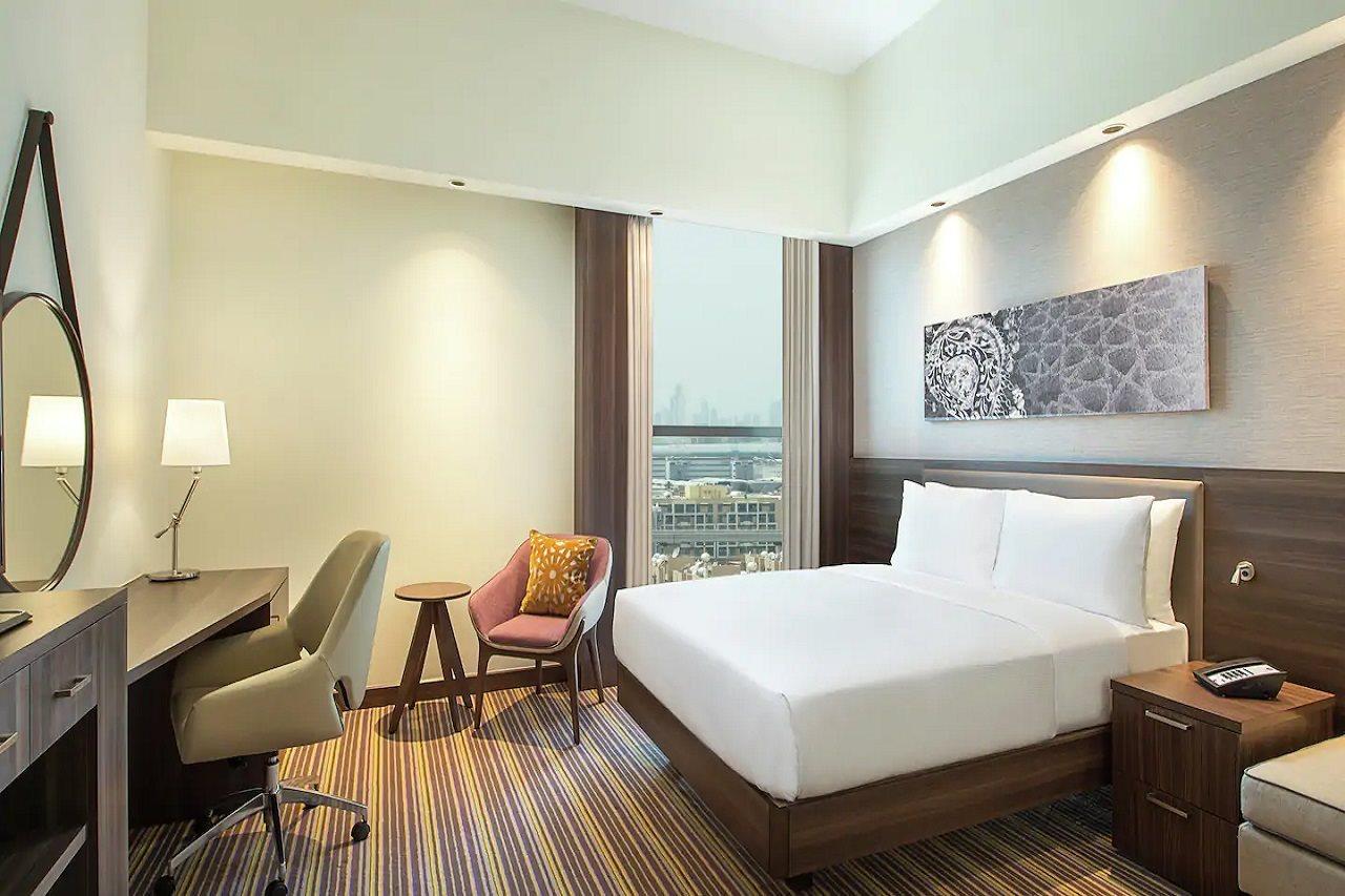 Hotel Hampton By Hilton Dubai Airport Esterno foto